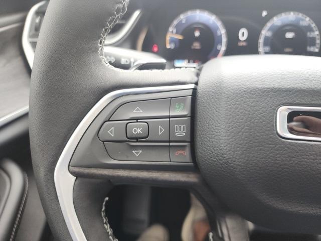 new 2025 Jeep Grand Cherokee car, priced at $45,993