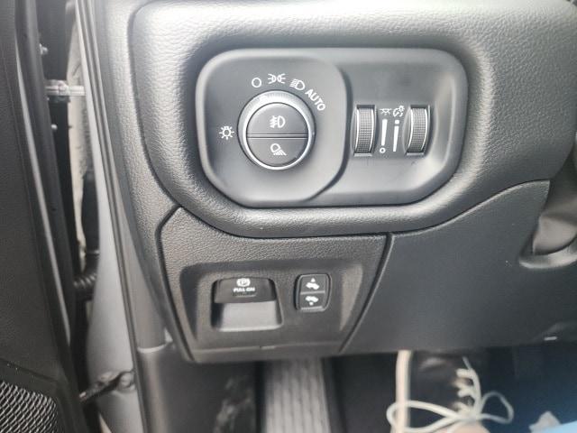 new 2025 Ram 1500 car, priced at $48,587