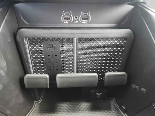 new 2025 Ram 1500 car, priced at $47,279