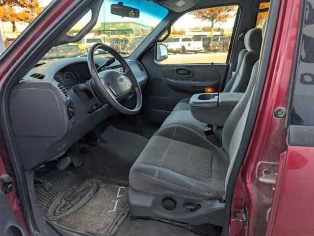 used 2001 Ford F-150 car, priced at $2,995