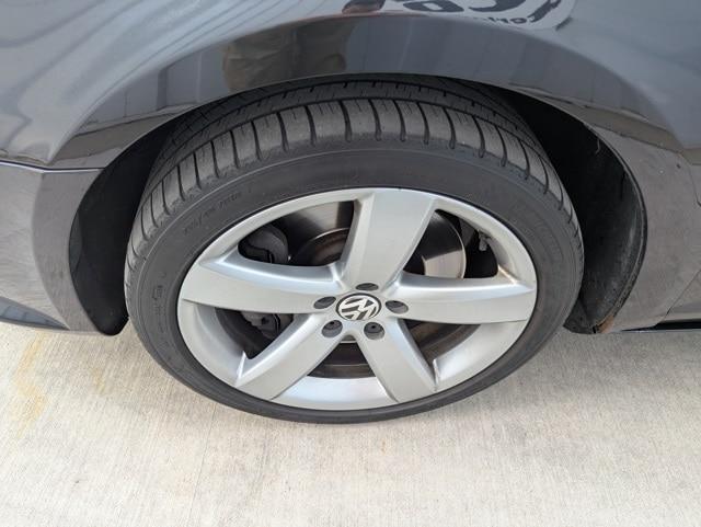 used 2009 Volkswagen CC car, priced at $7,995