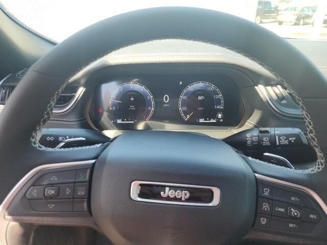new 2025 Jeep Grand Cherokee car, priced at $43,979