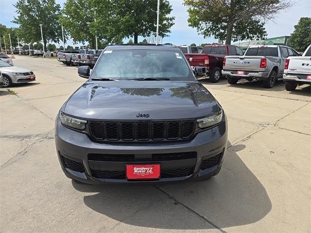 new 2024 Jeep Grand Cherokee L car, priced at $39,312