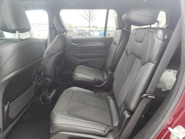 new 2025 Jeep Grand Cherokee L car, priced at $43,329