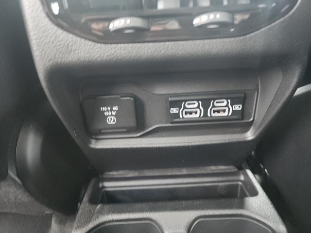 new 2025 Jeep Grand Cherokee L car, priced at $45,144