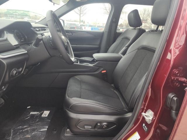 new 2025 Jeep Grand Cherokee L car, priced at $45,144