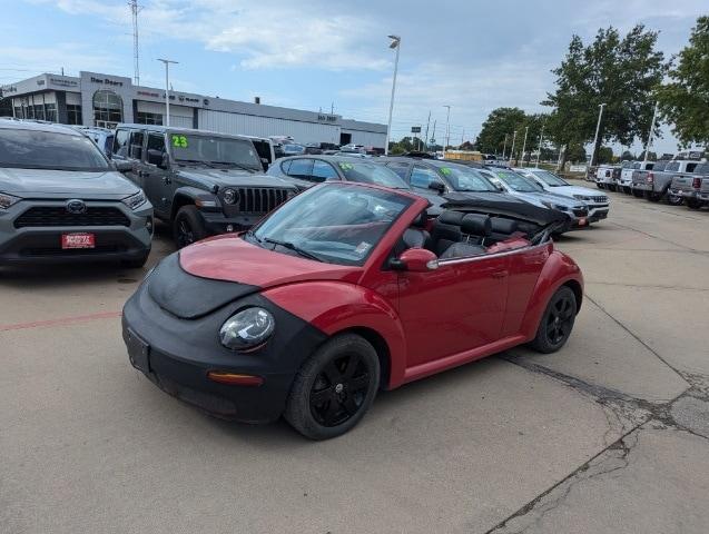 used 2007 Volkswagen New Beetle car, priced at $3,900