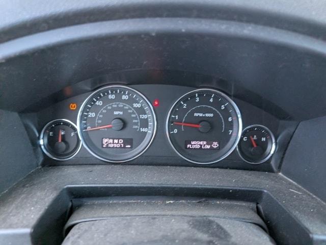 used 2010 Jeep Commander car, priced at $3,575