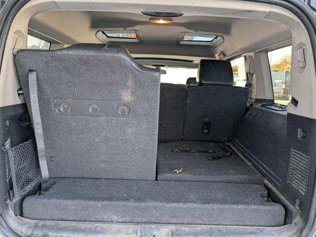 used 2010 Jeep Commander car, priced at $3,575