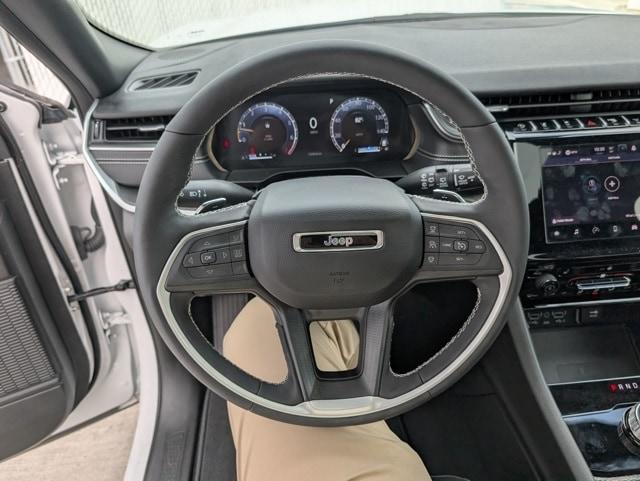 used 2025 Jeep Grand Cherokee car, priced at $37,850