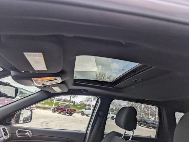 used 2015 Jeep Grand Cherokee car, priced at $10,549