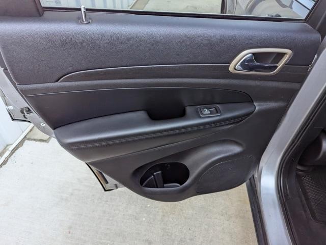 used 2015 Jeep Grand Cherokee car, priced at $8,979