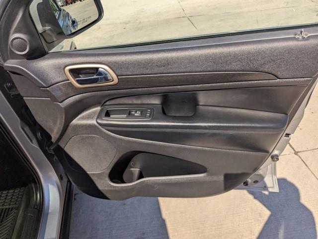 used 2015 Jeep Grand Cherokee car, priced at $8,979