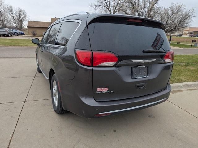 used 2017 Chrysler Pacifica car, priced at $13,861