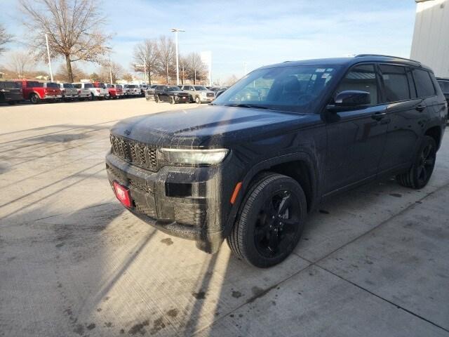new 2025 Jeep Grand Cherokee L car, priced at $43,356