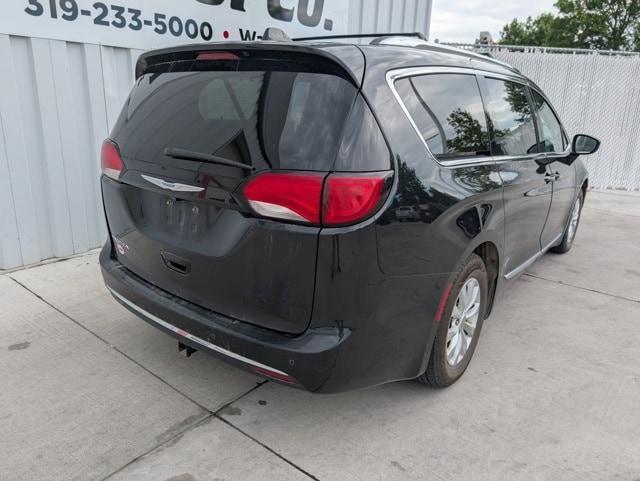 used 2018 Chrysler Pacifica car, priced at $11,498