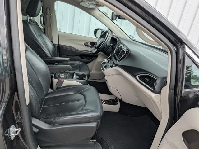 used 2018 Chrysler Pacifica car, priced at $11,498