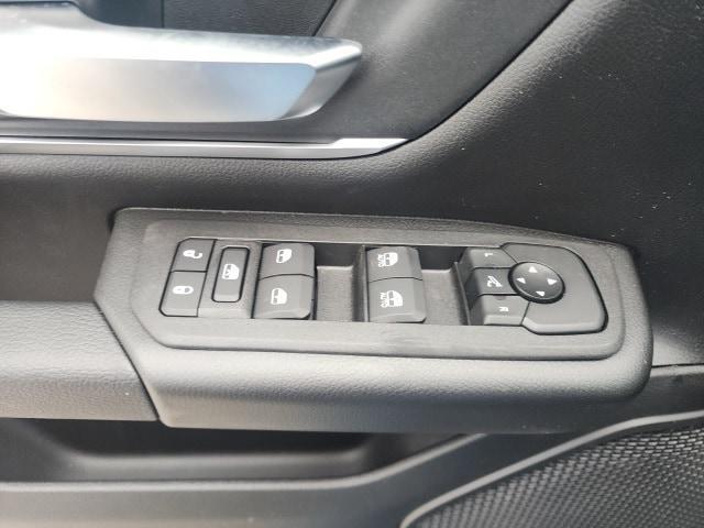 new 2025 Ram 1500 car, priced at $66,061