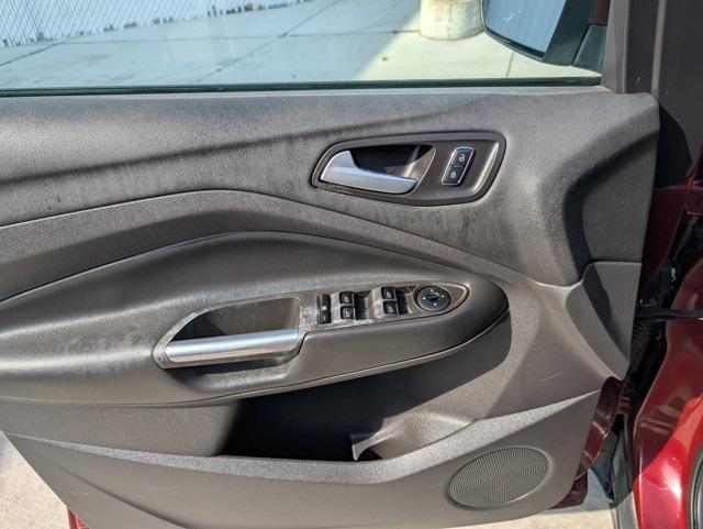 used 2015 Ford Escape car, priced at $7,812