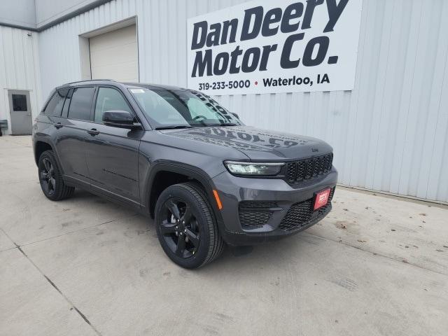 new 2025 Jeep Grand Cherokee car, priced at $41,960