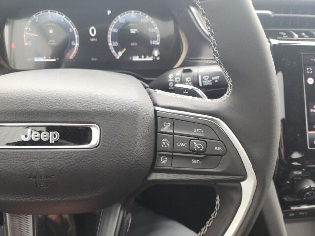 new 2025 Jeep Grand Cherokee car, priced at $38,458