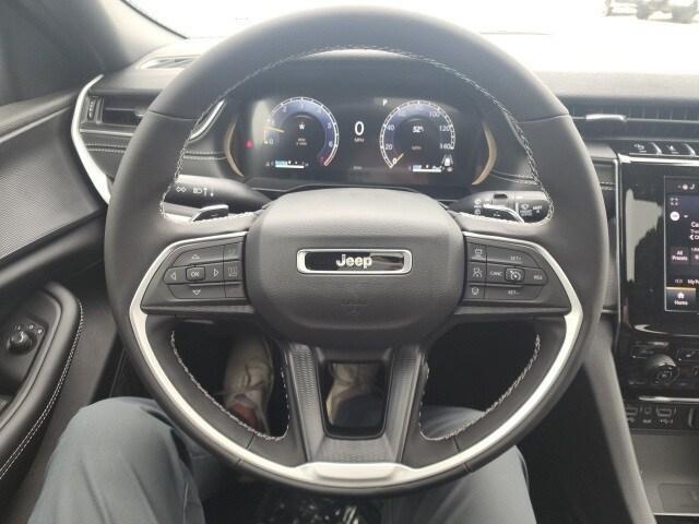 new 2025 Jeep Grand Cherokee car, priced at $38,458
