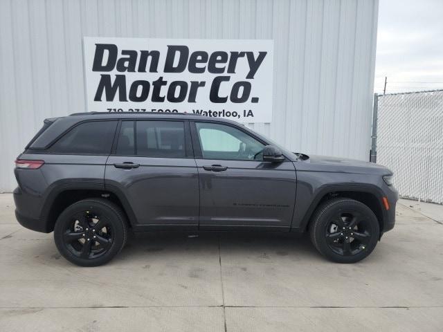 new 2025 Jeep Grand Cherokee car, priced at $41,960