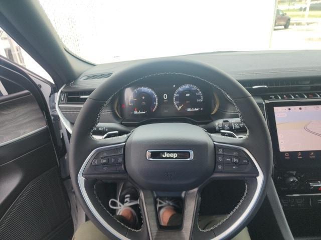 new 2025 Jeep Grand Cherokee car, priced at $44,315