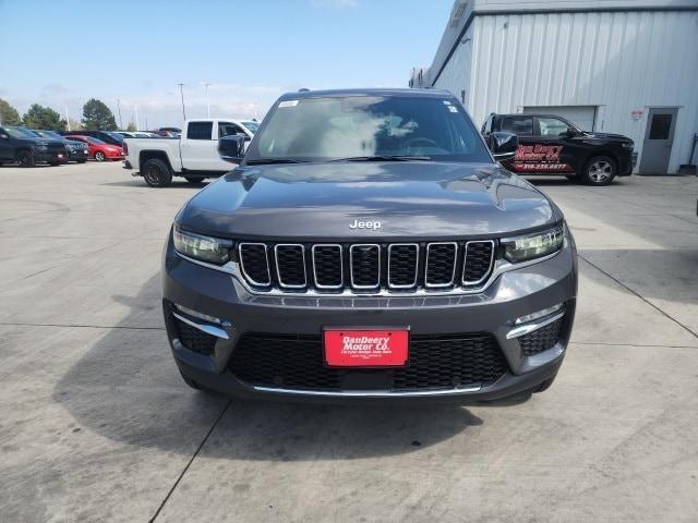 new 2025 Jeep Grand Cherokee car, priced at $48,945