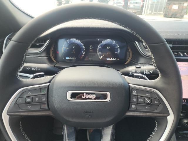 new 2025 Jeep Grand Cherokee car, priced at $48,945