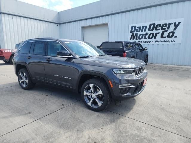 new 2025 Jeep Grand Cherokee car, priced at $48,945