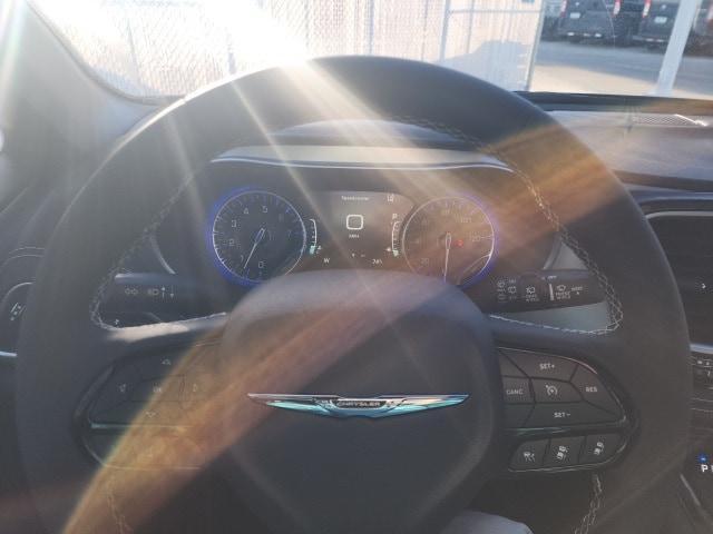 new 2026 Chrysler Pacifica car, priced at $51,062