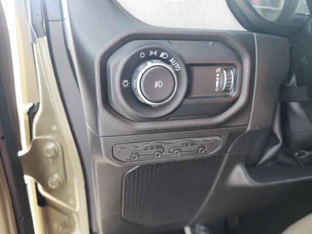 new 2025 Jeep Wrangler car, priced at $47,273
