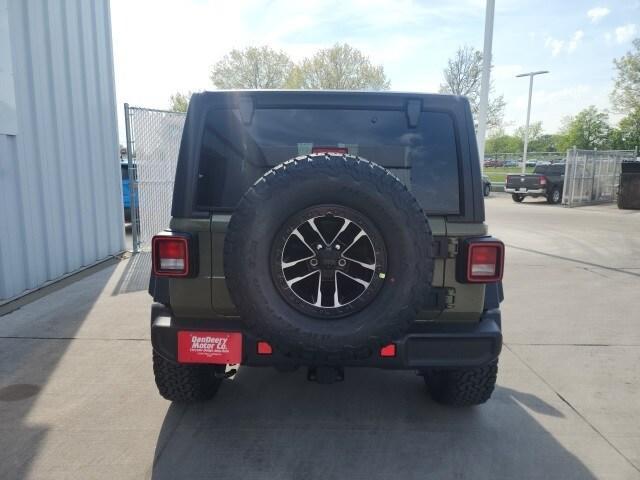 new 2025 Jeep Wrangler car, priced at $47,273
