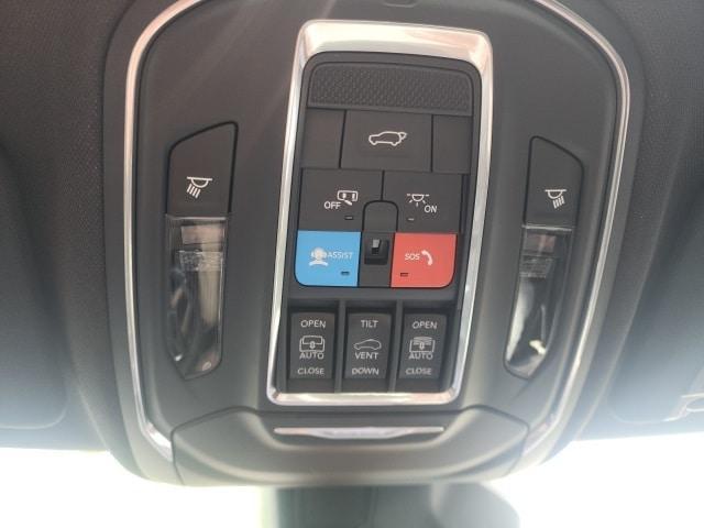 new 2025 Jeep Grand Cherokee car, priced at $56,888