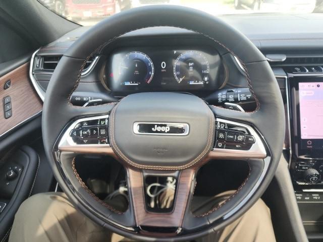 new 2025 Jeep Grand Cherokee car, priced at $56,888