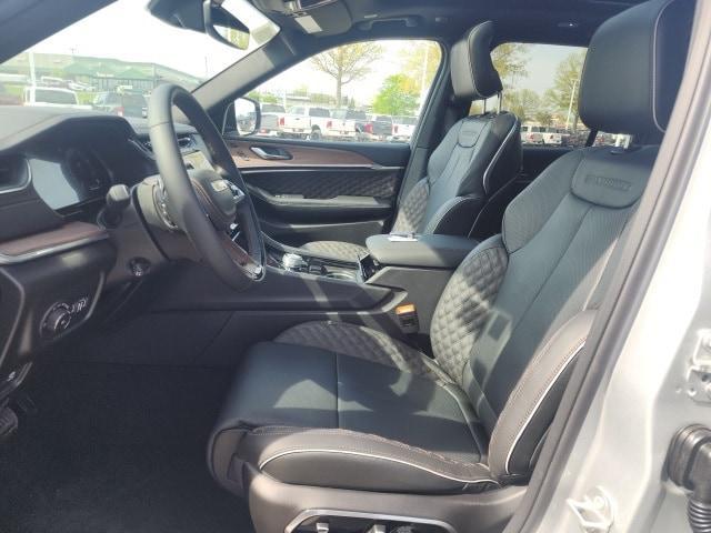 new 2025 Jeep Grand Cherokee car, priced at $56,888
