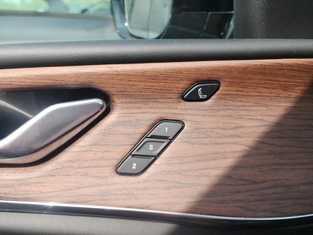 new 2025 Jeep Grand Cherokee car, priced at $56,888