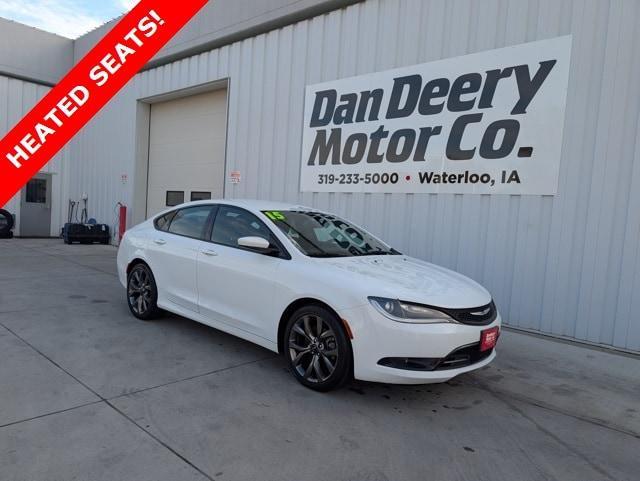 used 2015 Chrysler 200 car, priced at $4,311