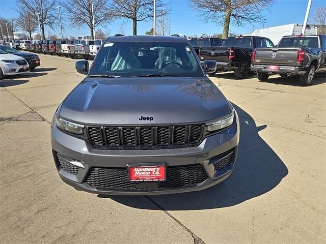 new 2024 Jeep Grand Cherokee car, priced at $39,991