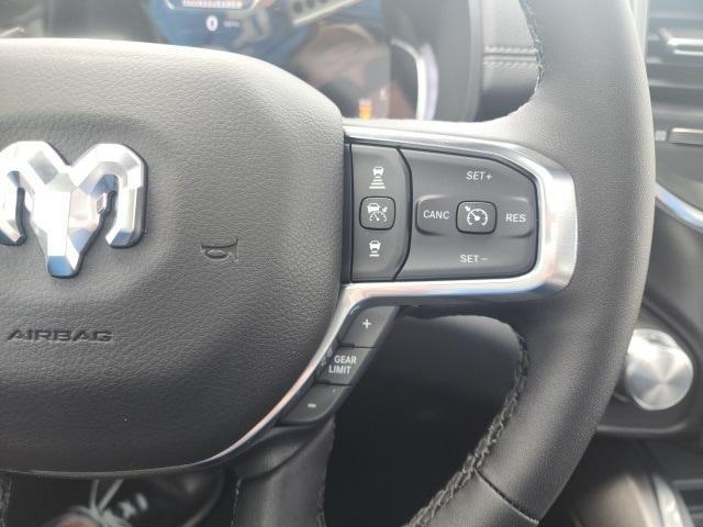new 2025 Ram 1500 car, priced at $61,628
