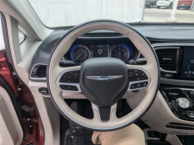 used 2020 Chrysler Pacifica car, priced at $27,136