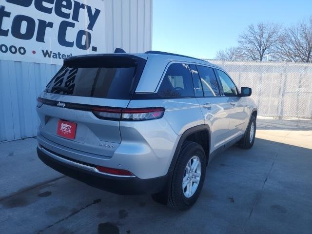 new 2025 Jeep Grand Cherokee car, priced at $37,652