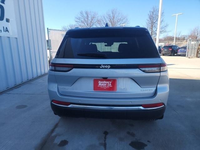 new 2025 Jeep Grand Cherokee car, priced at $37,652