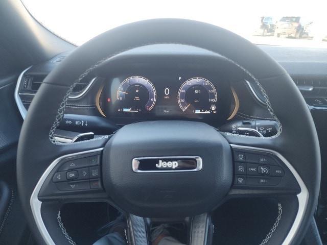 new 2025 Jeep Grand Cherokee car, priced at $37,652