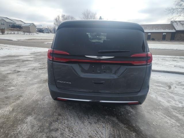 new 2025 Chrysler Pacifica car, priced at $40,536