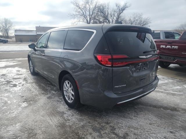 new 2025 Chrysler Pacifica car, priced at $40,536