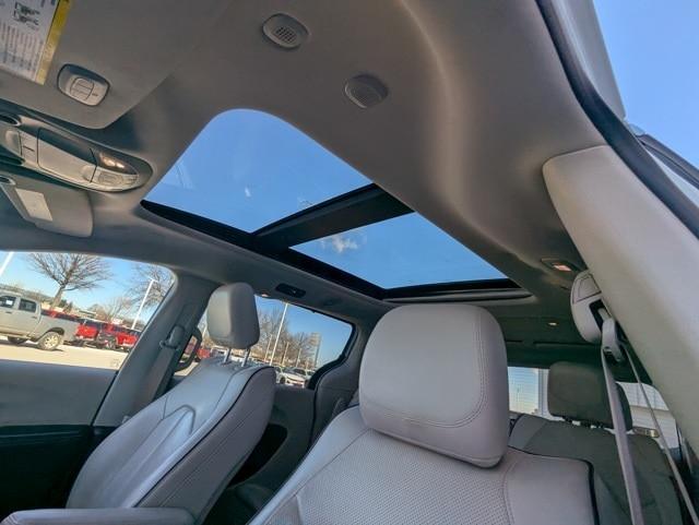 used 2021 Chrysler Pacifica car, priced at $29,726