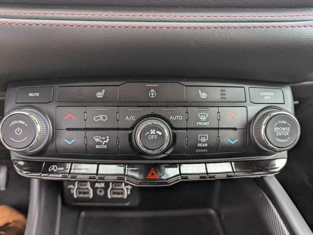 used 2024 Dodge Durango car, priced at $37,300