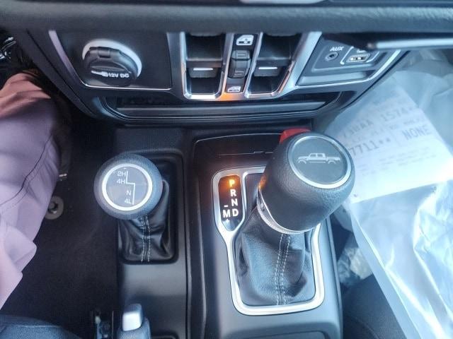 new 2025 Jeep Gladiator car, priced at $46,311